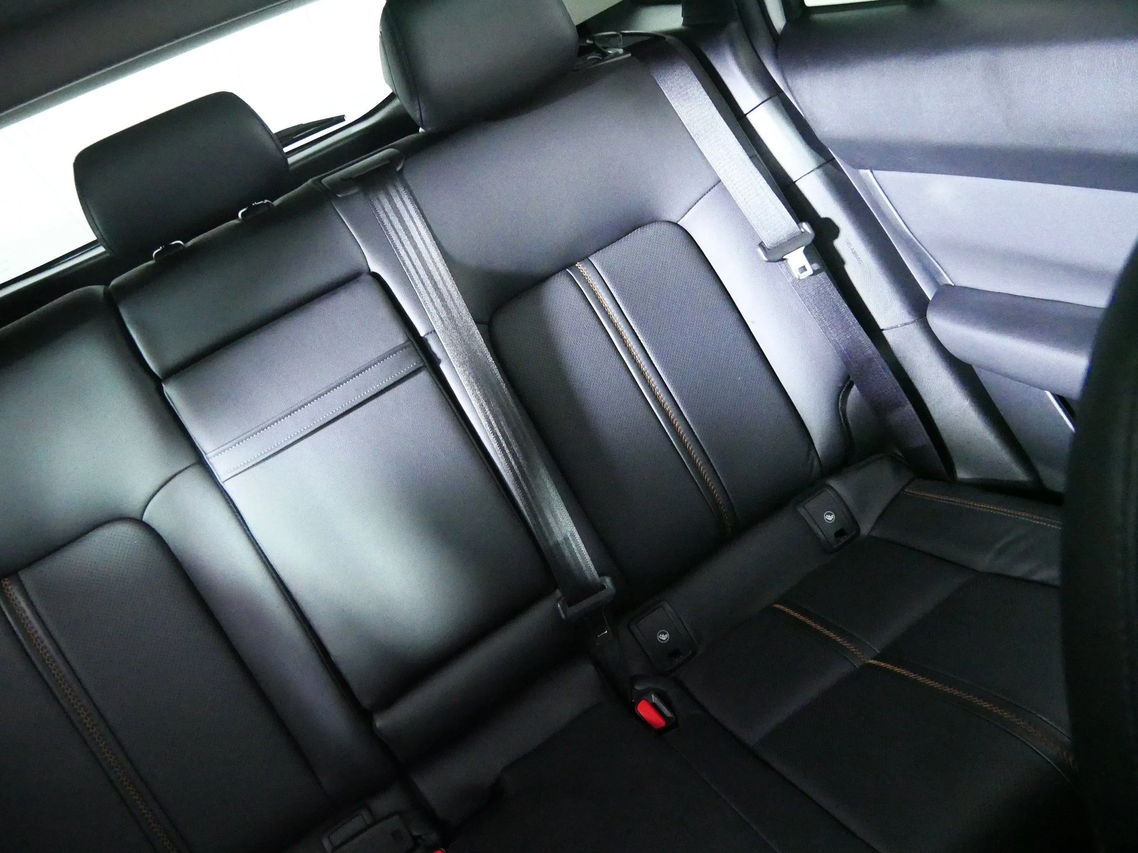 Used 2025 Wind Chill Pearl Mazda 2.5 S Premium Plus Package image 14