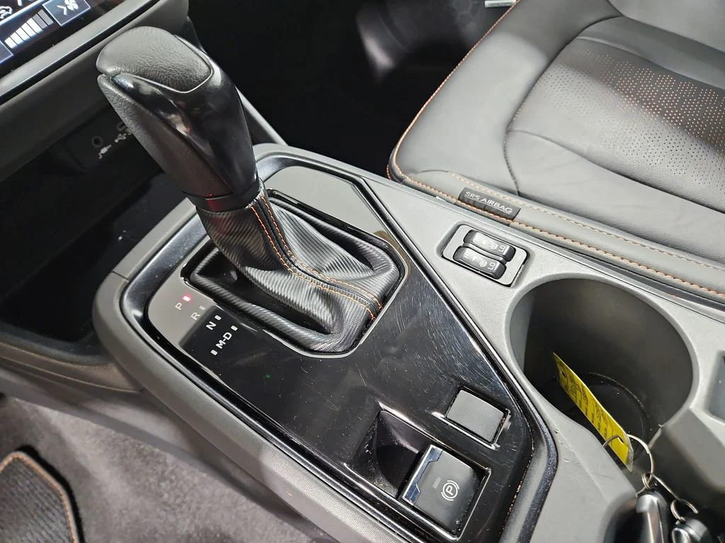 Used 2025 Beige Subaru Limited image 25
