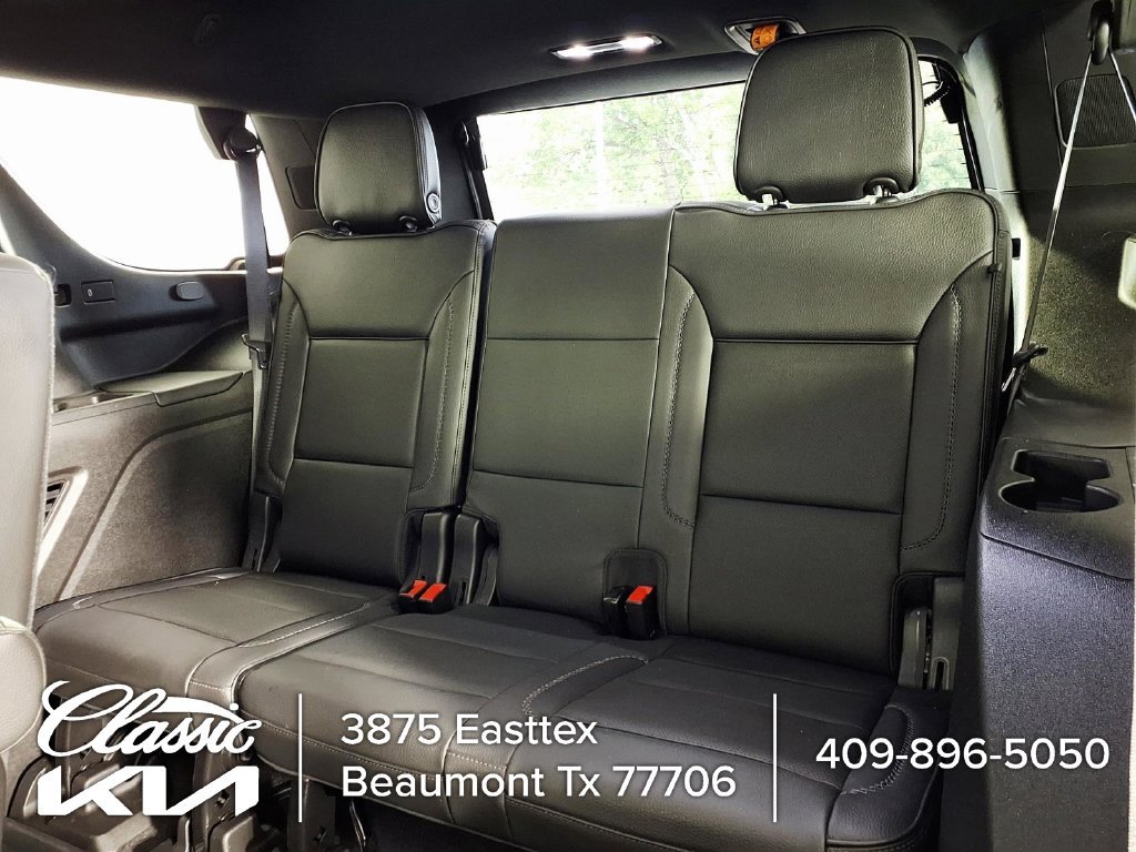 Used 2021 White GMC Denali image 7