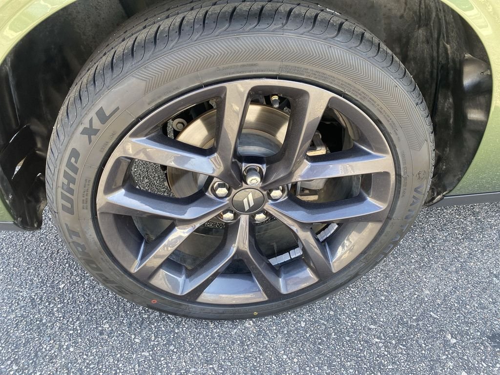 Used 2021 F8 Green Dodge SXT image 32