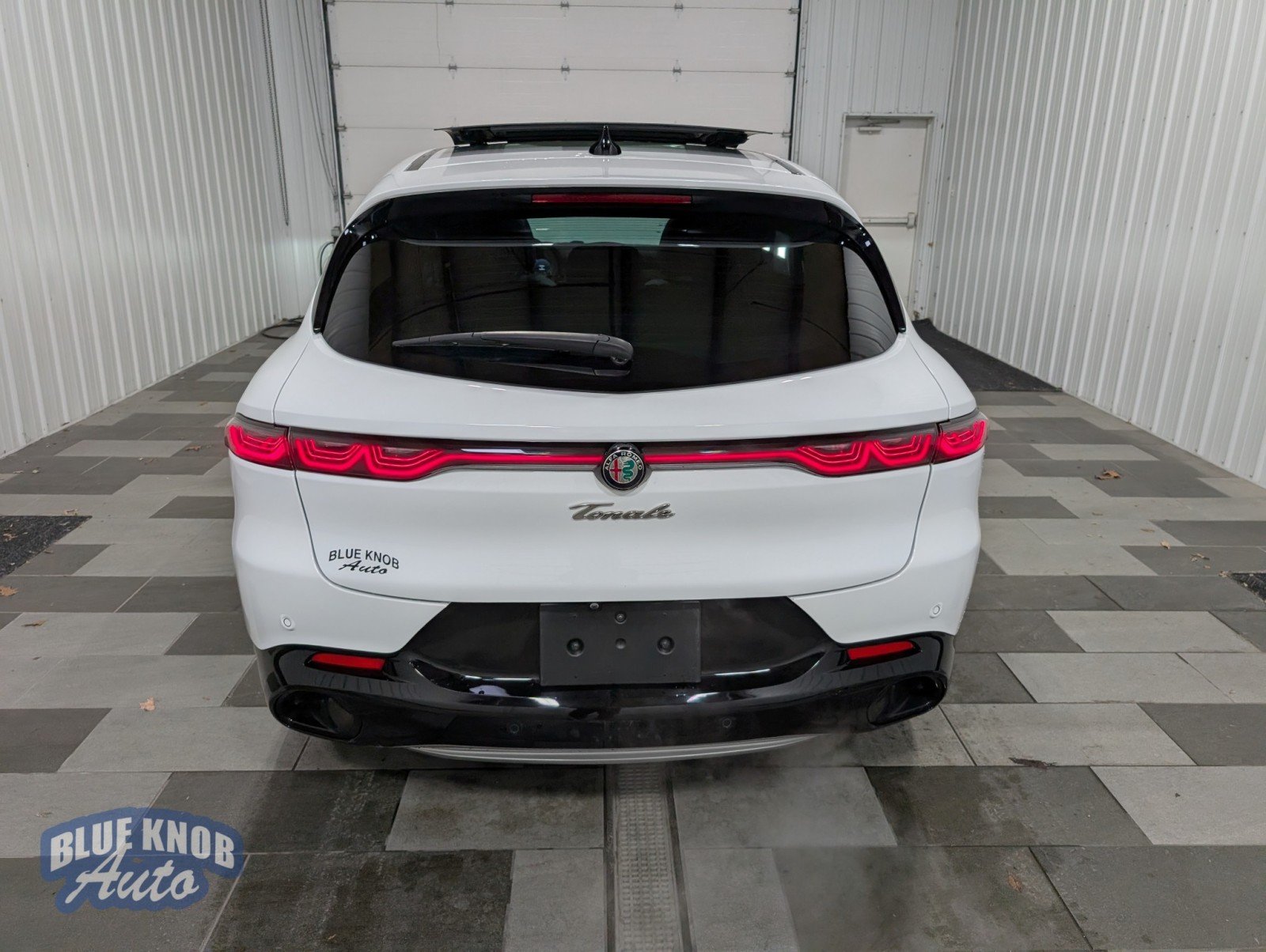 2024 Alfa Romeo Tonale Ti photo 3