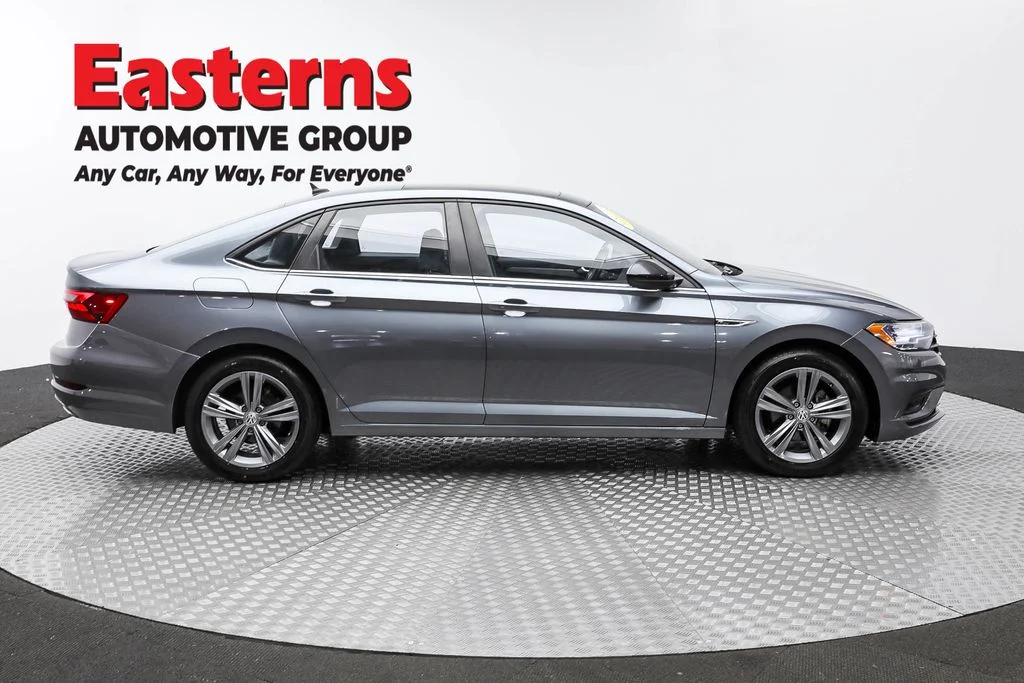Used 2021 Gray Volkswagen R-Line image 4