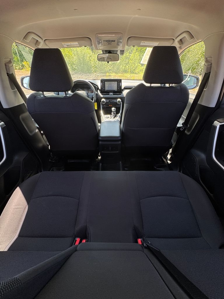 Used 2020 Magnetic Gray Metallic Toyota LE image 13