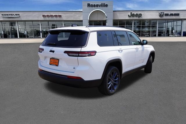 New 2026 Bright White Clear-Coat Exterior Paint Jeep Limited image 3