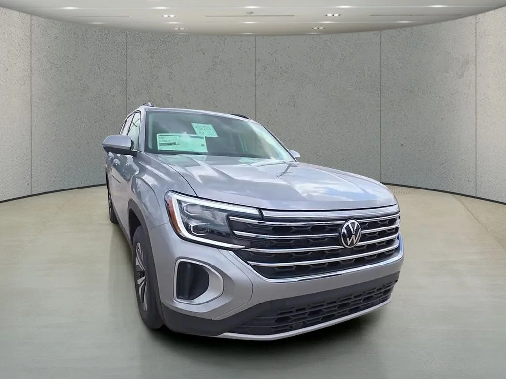 New 2026 Silver Volkswagen 2.0T SE image 46