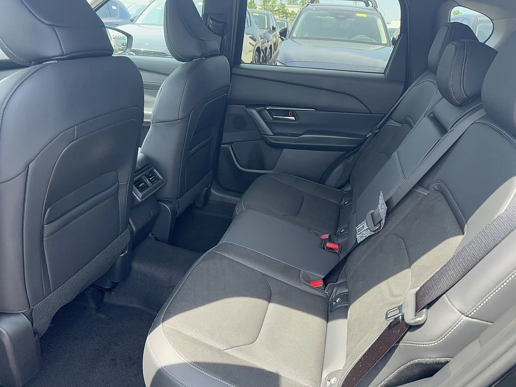 New 2026 Jet Black Mica Mazda 2.5 S Preferred AWD image 10