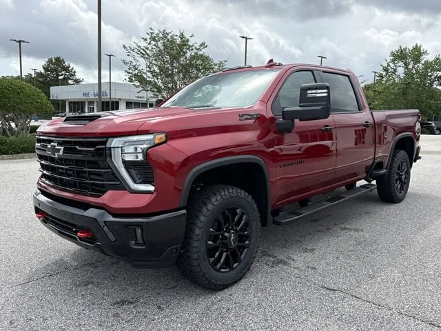2026 Chevrolet Silverado 2500 HD LTZ - Photo 7