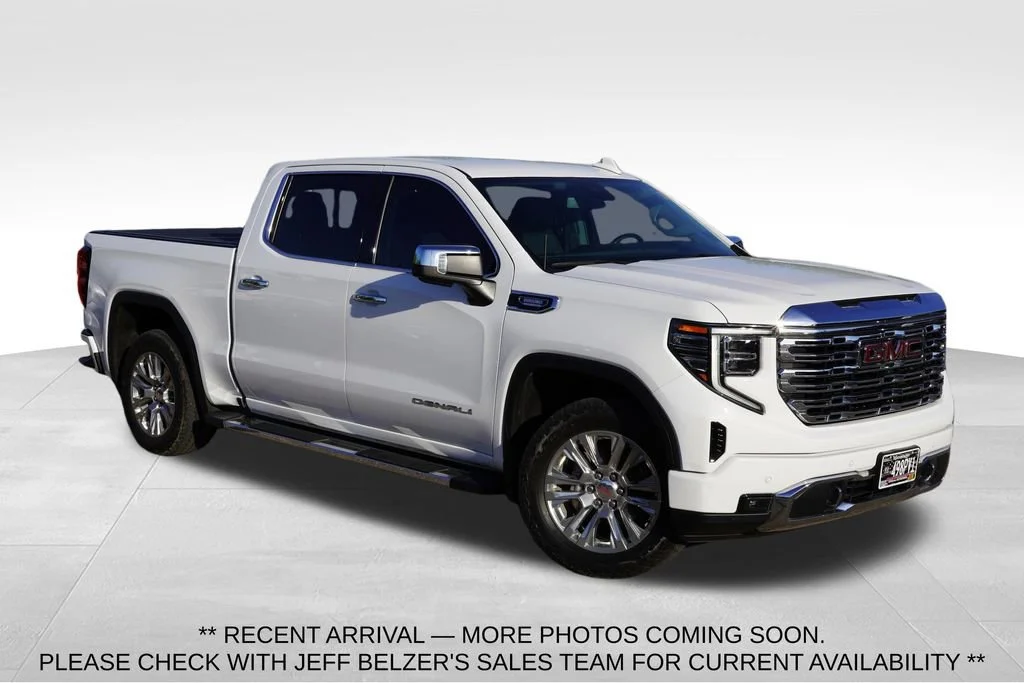 2023 GMC Sierra 4WD Crew Cab Short Box Denali's photo