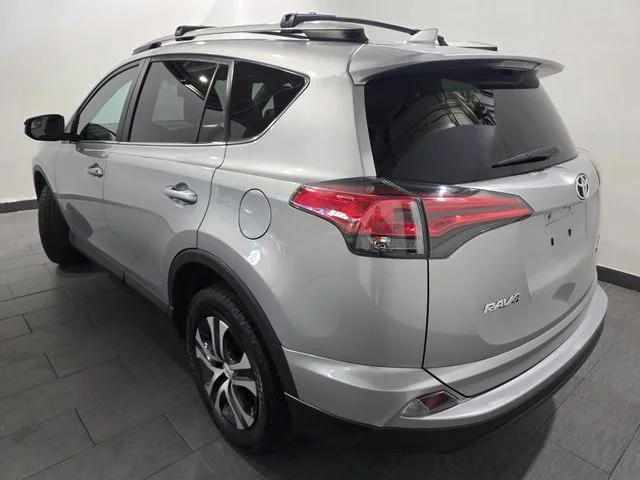 Used 2017 Silver Toyota LE image 3