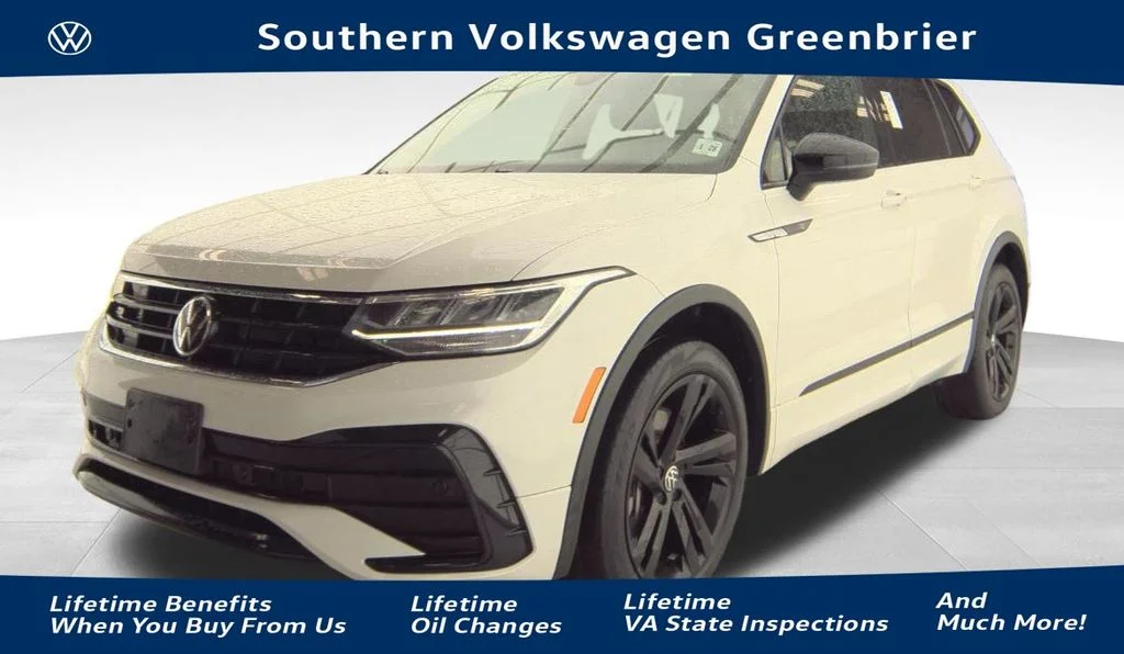 2023 Volkswagen Tiguan 2.0T SE R-Line Black 4Motion's photo