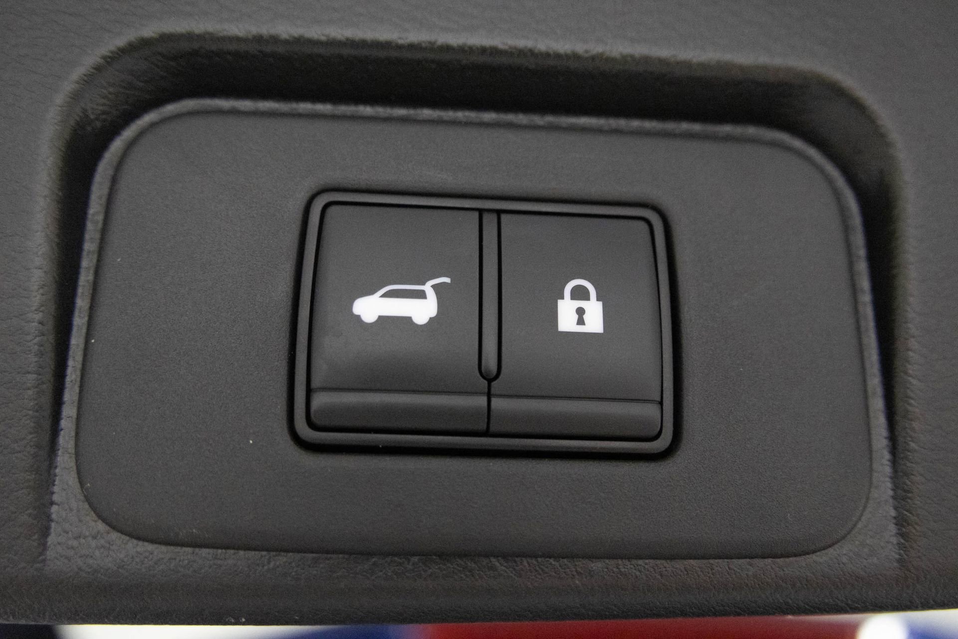 2023 NISSAN ROGUE - Image 36