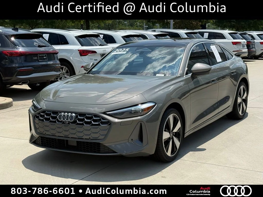 Used 2025  Audi 2.0T Premium image 9
