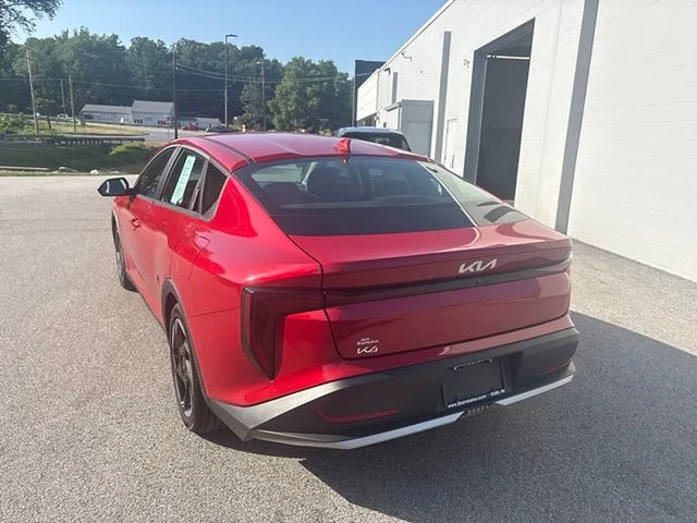 Used 2025 Red Kia EX image 48