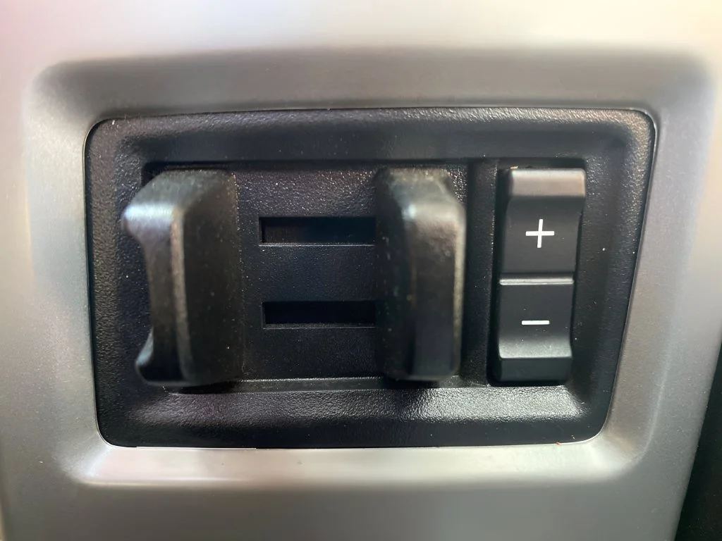 Used 2021 White Ford XL image 21