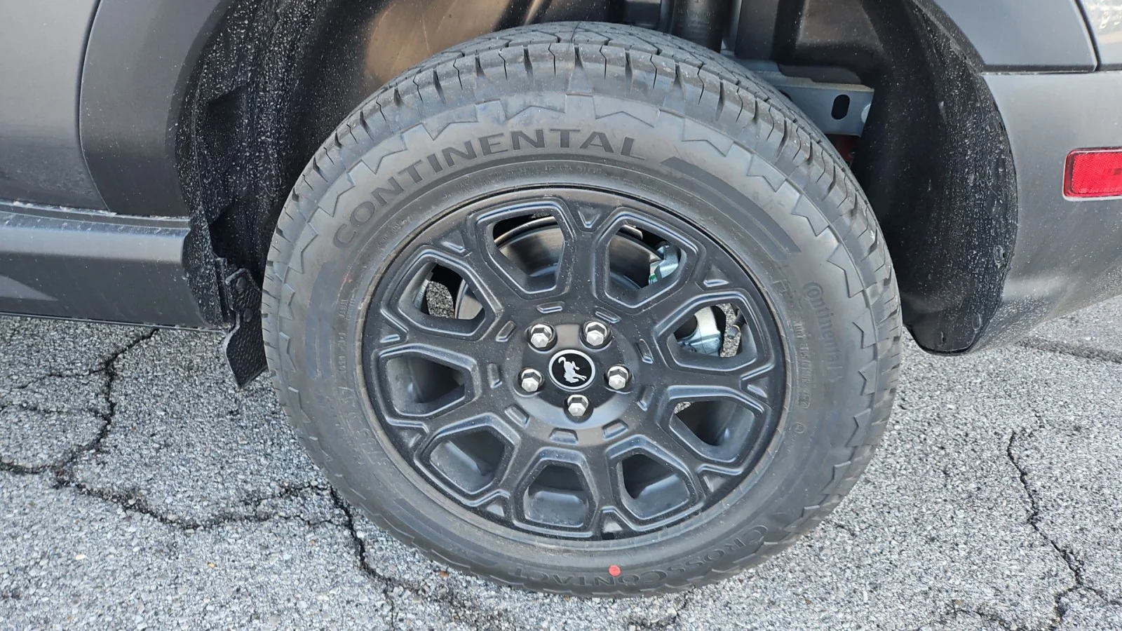 New 2025 Carbonized Gray Metallic Ford Badlands 4WD image 5