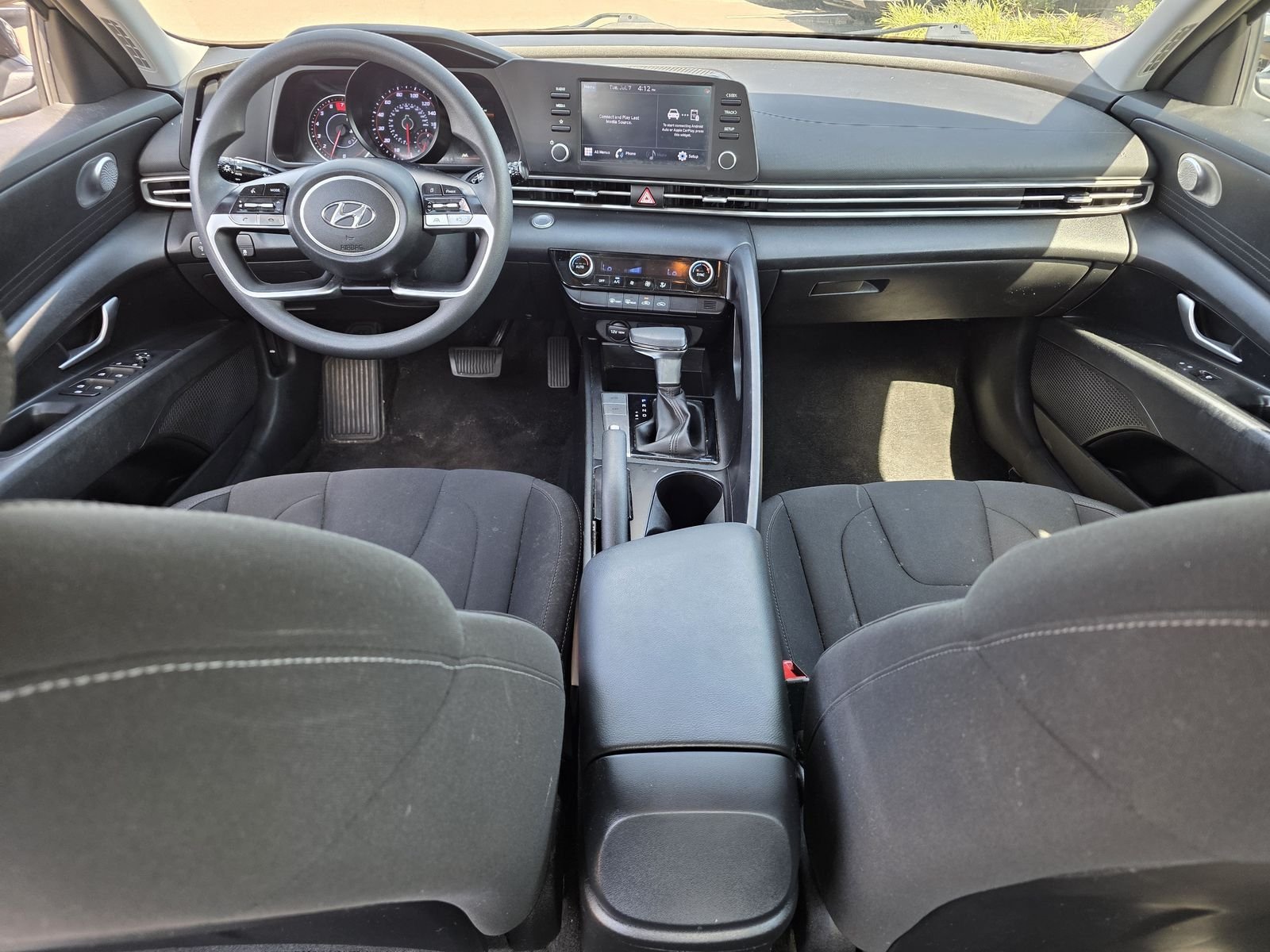 Used 2023 Gray Hyundai SEL image 8