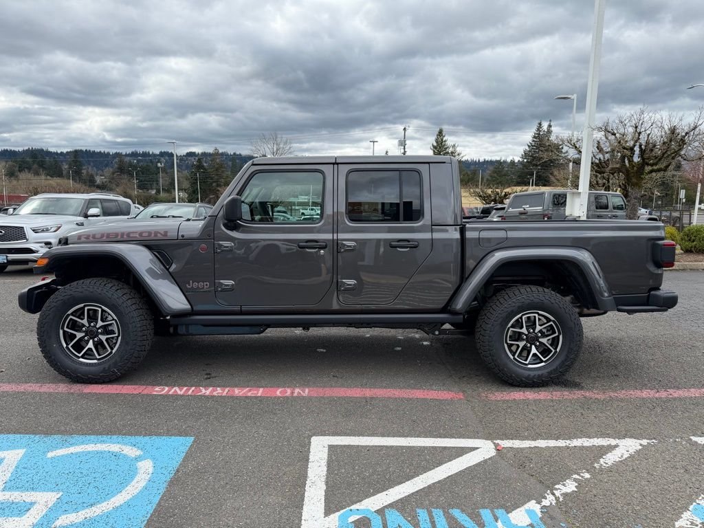 New 2026 Granite Crystal Metallic Clear-Coat Exterior Paint Jeep Rubicon image 5