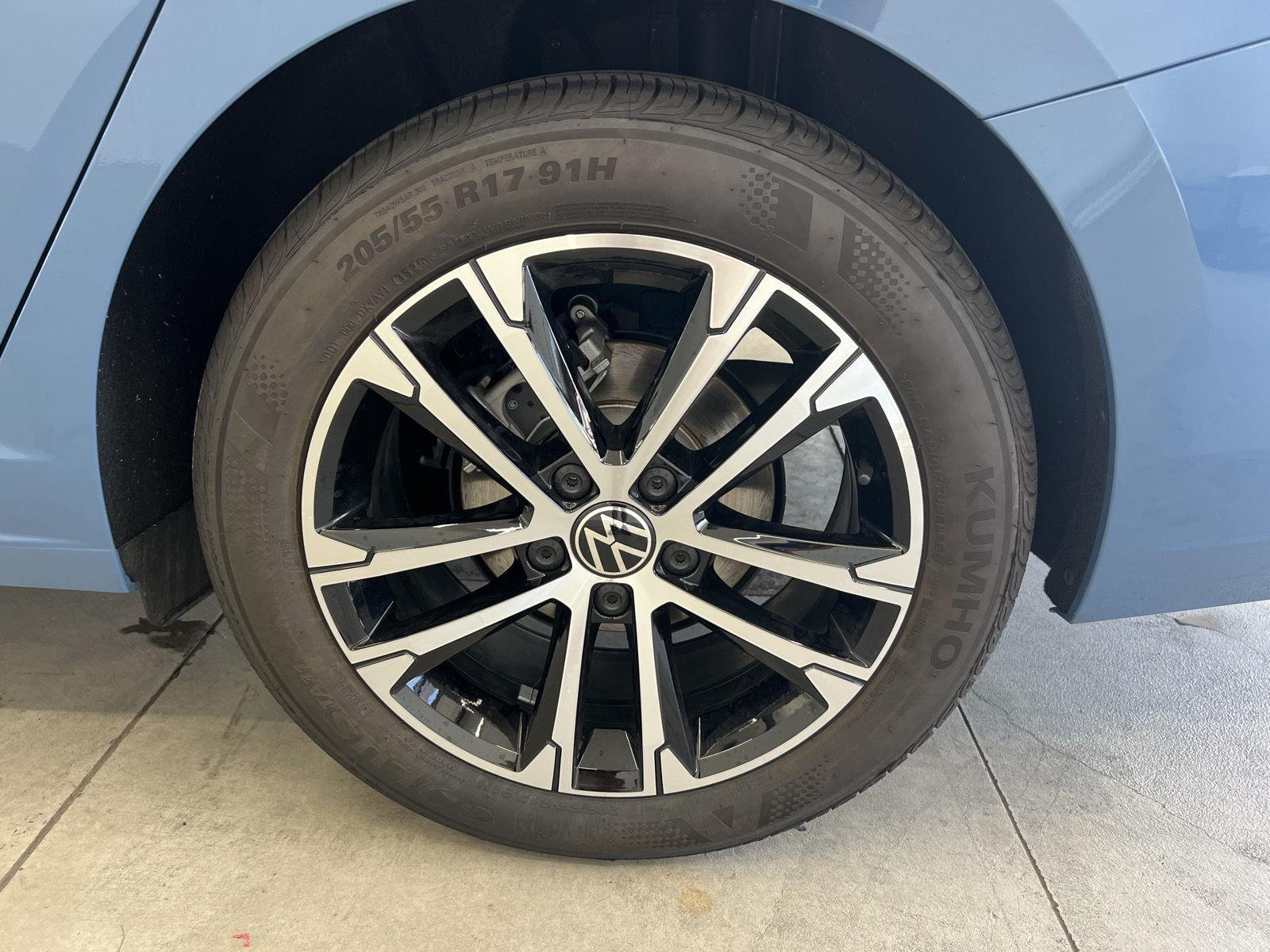 2026 Volkswagen Jetta Sport - Photo 14