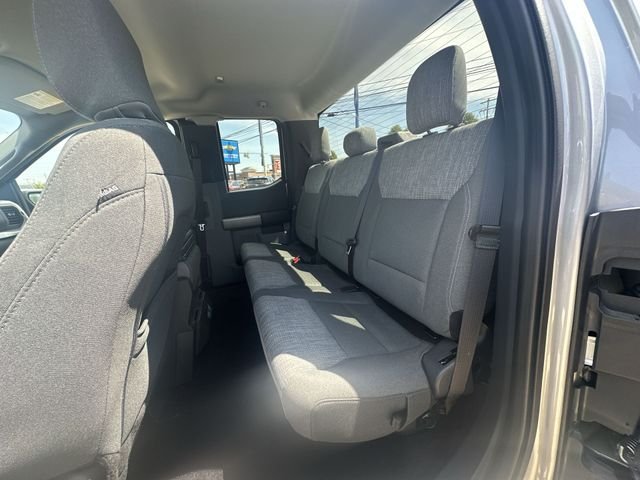 Used 2022 Silver Ford XLT image 27