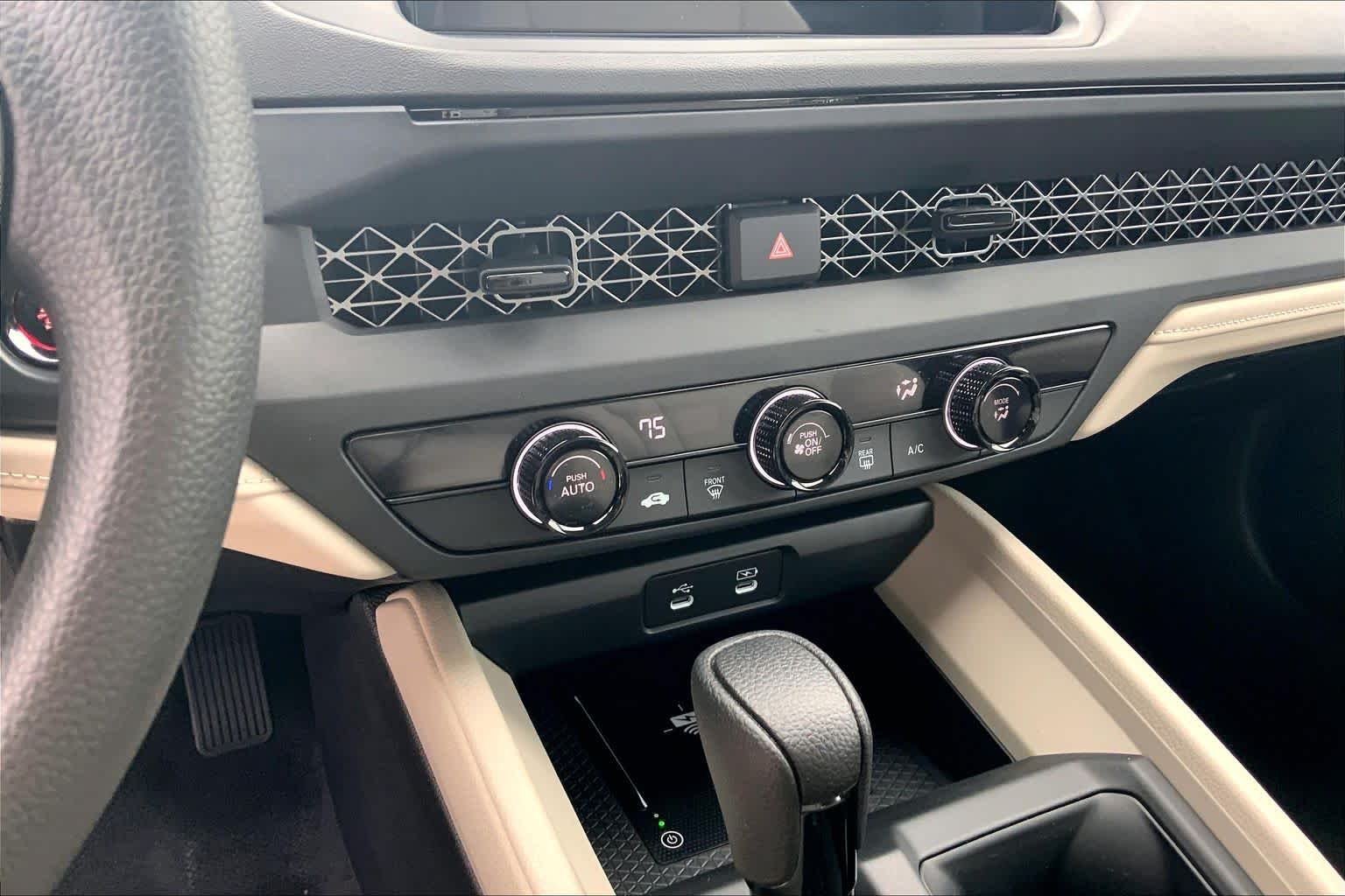 New 2026 Platinum White Pearl Honda LX image 19