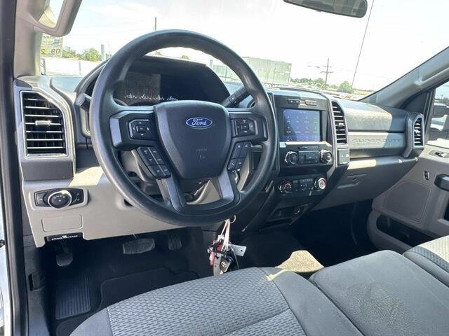 Used 2021 Oxford White Ford XLT image 17