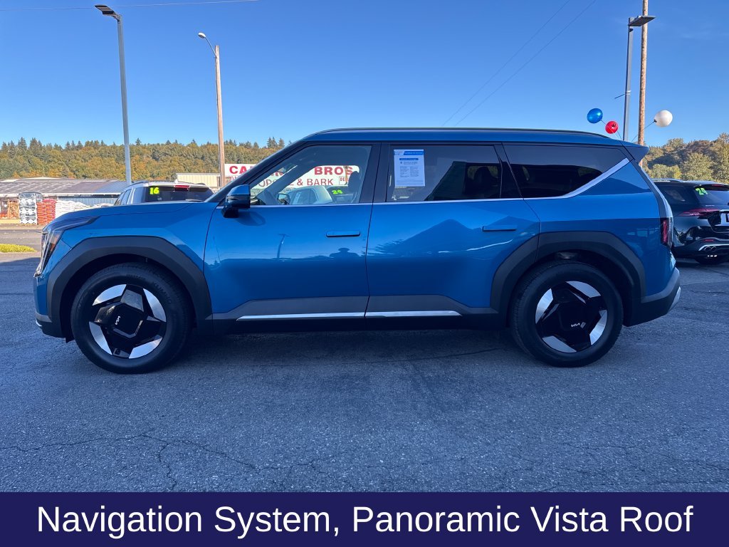 Used 2024 Kia EV9 Wind with VIN KNDAFFS5XR6045827 for sale in Kent, WA