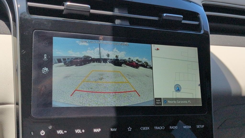 Used 2024 Silver Hyundai SEL image 18