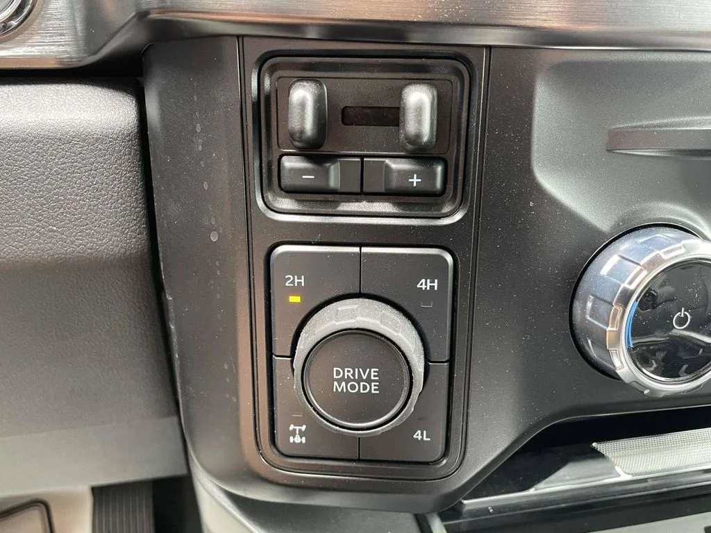 Used 2024 White Ford Lariat image 25