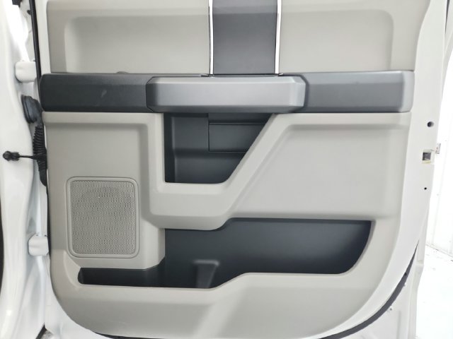 Used 2018 White Ford XLT image 37