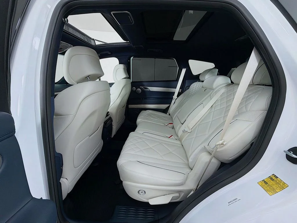 New 2026 Uyuni White Genesis 3.5T Prestige image 26
