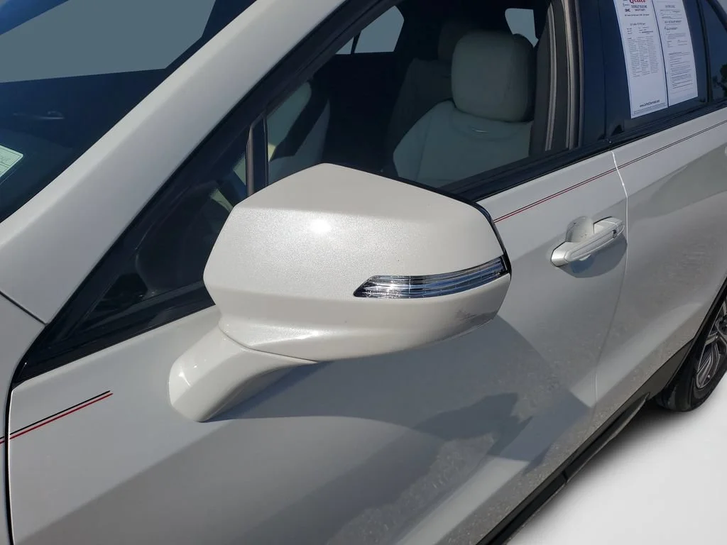 Used 2023 Crystal White Tricoat Cadillac Sport image 25