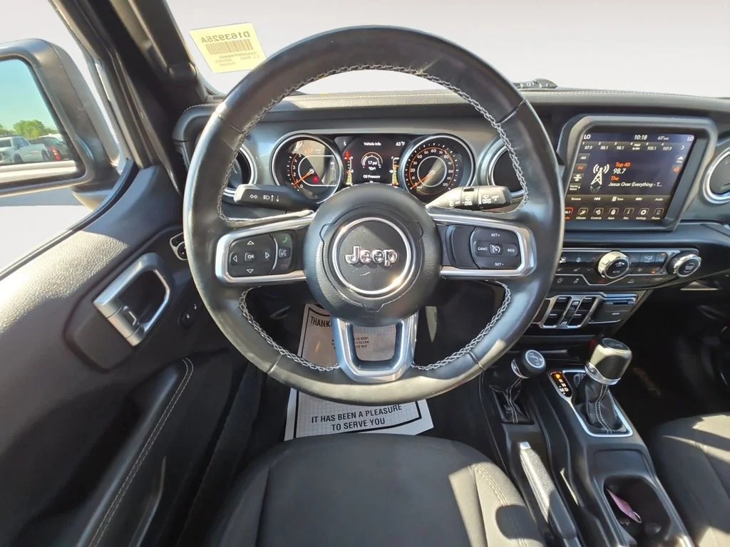 Used 2023 Gray Jeep Sahara image 12