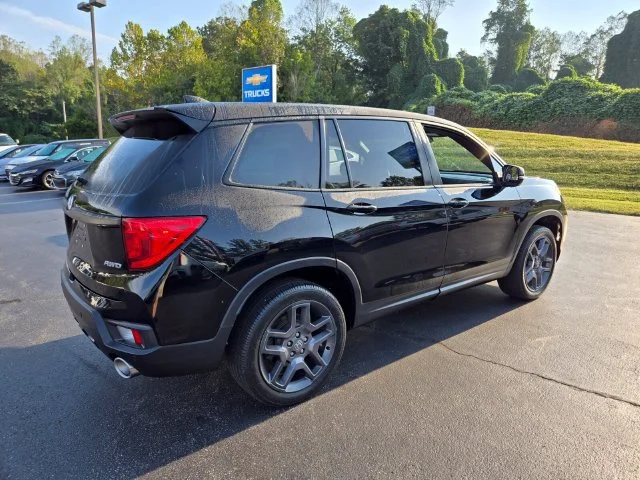 Used 2022 Black Honda EX-L image 8
