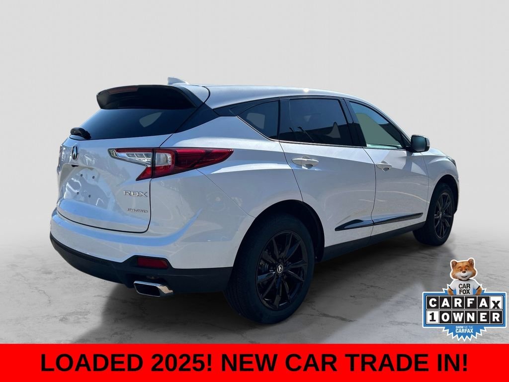 Used 2025  Acura Base image 5
