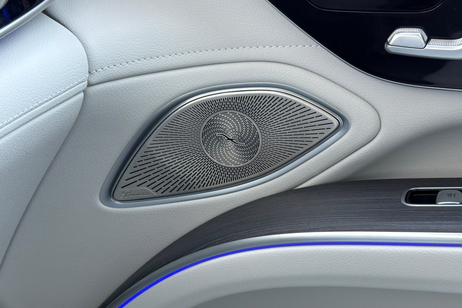New 2026 Nautical Blue Metallic Mercedes-Benz 450 image 5