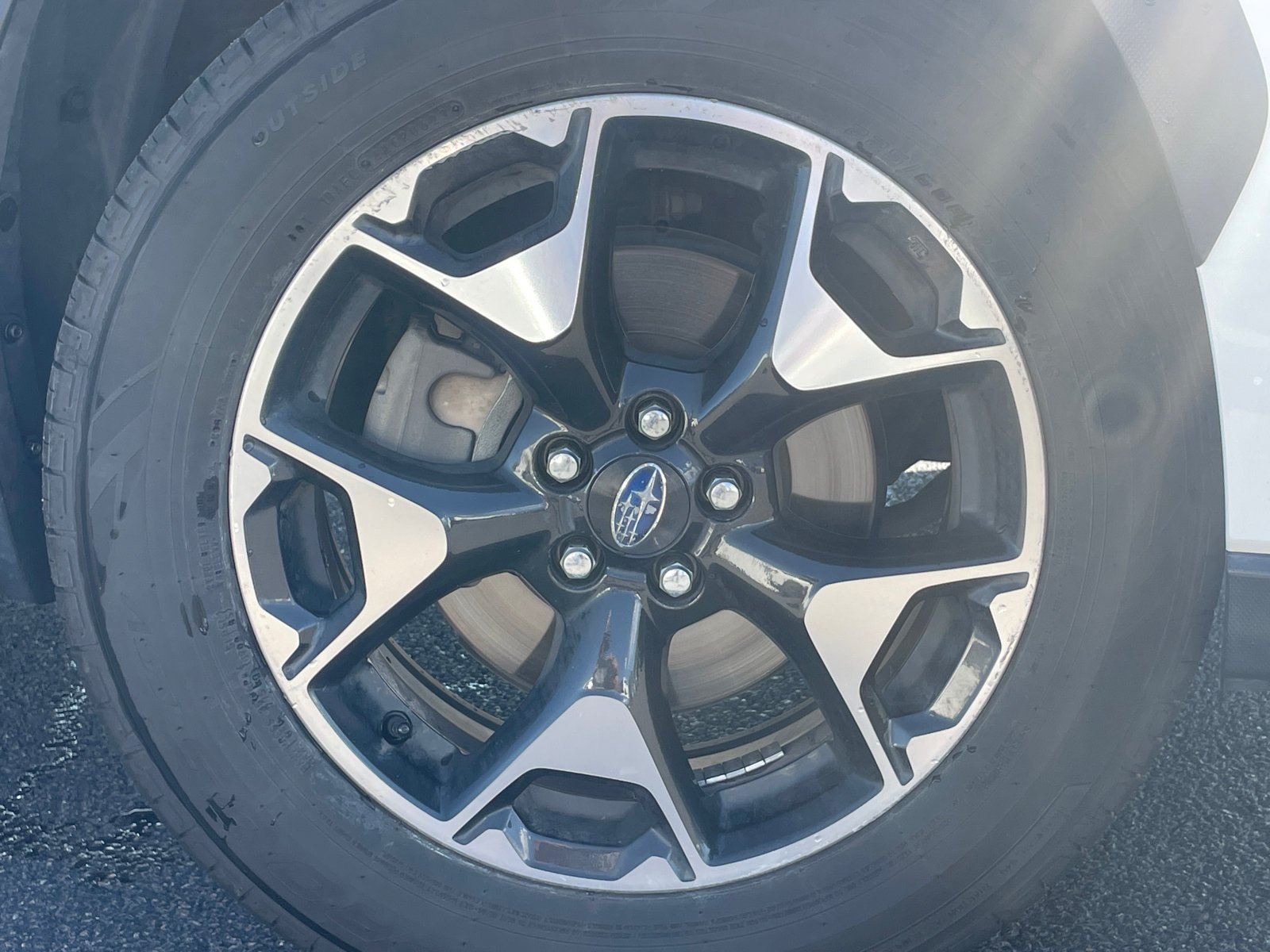 Used 2019 Crystal White Pearl Subaru Premium image 8