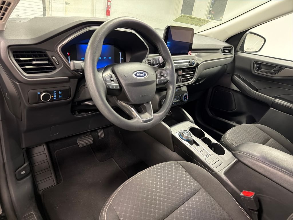 Used 2025 Black Ford Active image 23