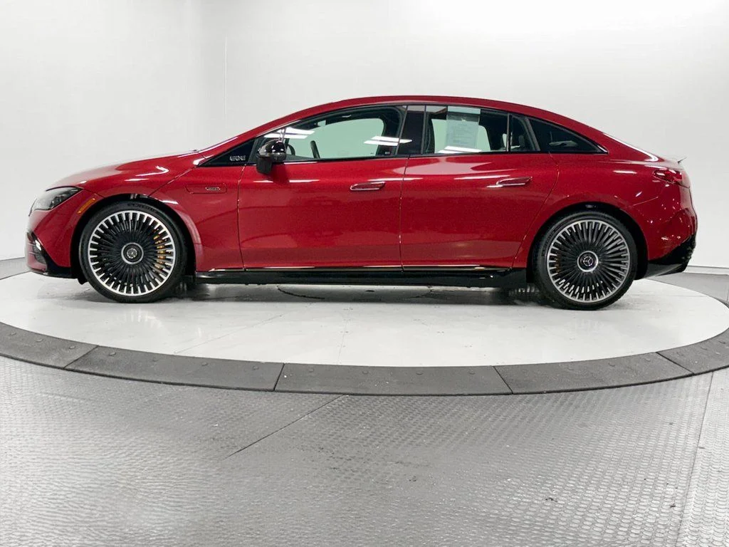 Used 2023 MANUFAKTUR Cardinal Red Metallic Mercedes-Benz Base image 4