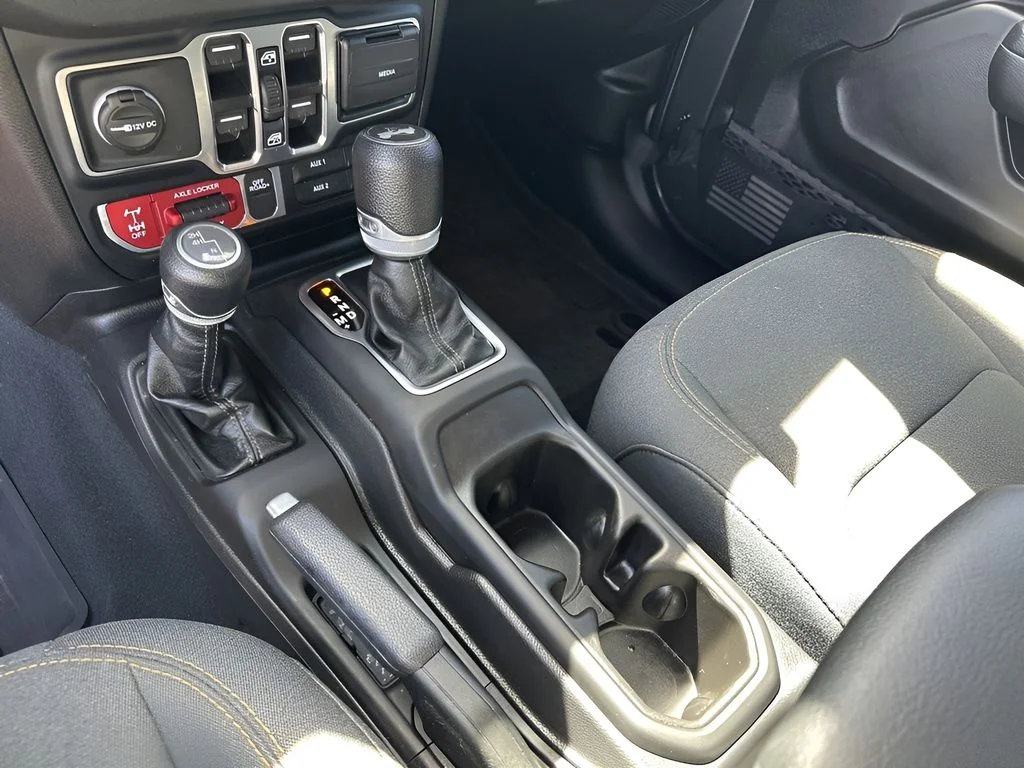 Used 2024 Gray Jeep Sport image 38