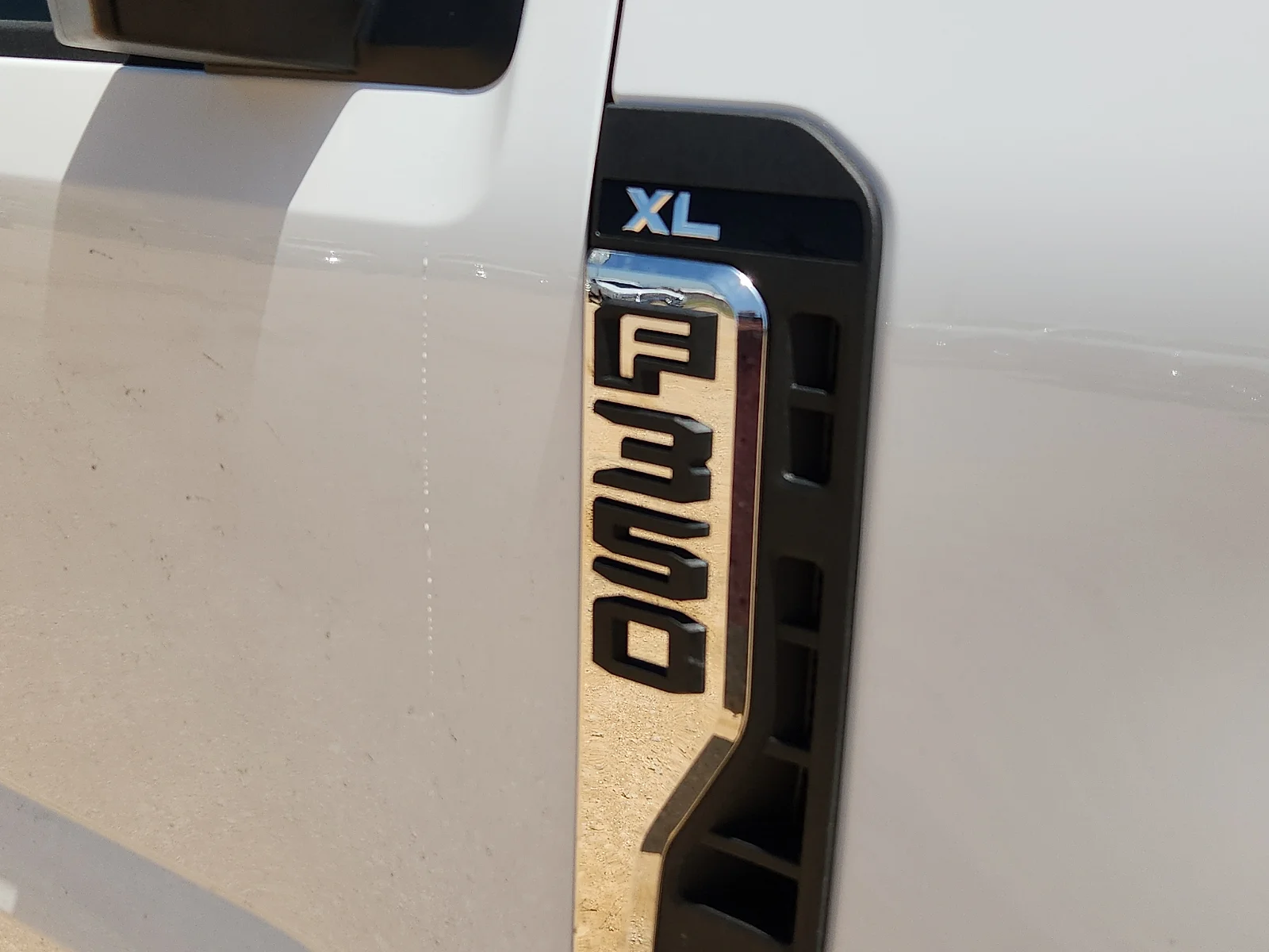 New 2026 Oxford White Ford F-350® XL image 10