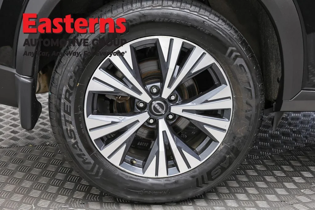 Used 2023 Black Nissan SV image 29