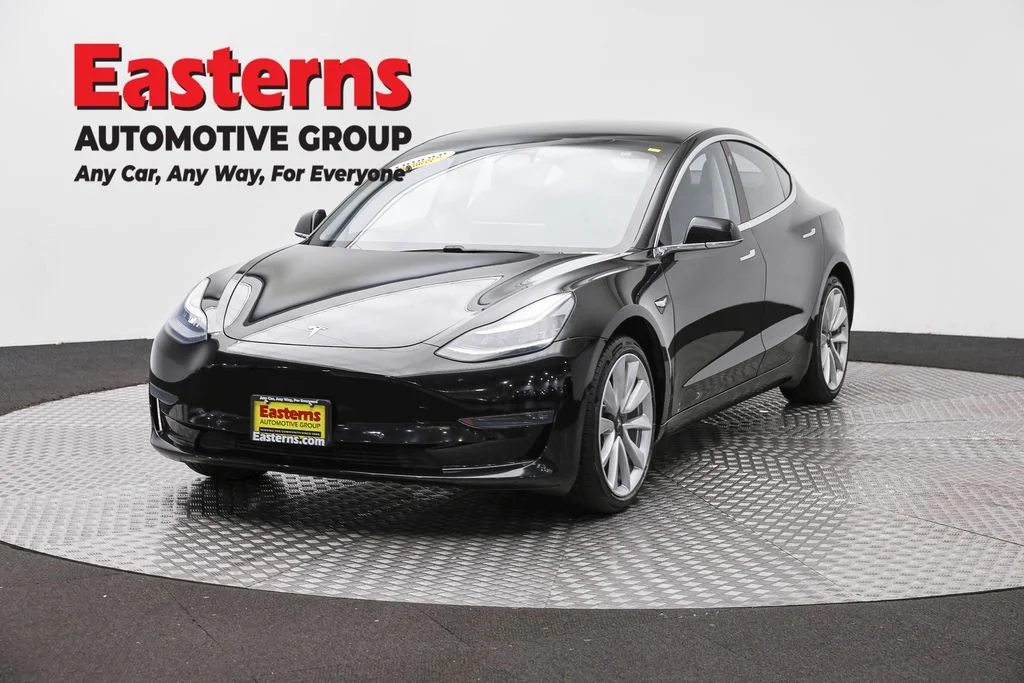 Used 2020 Black Tesla Long Range image 1