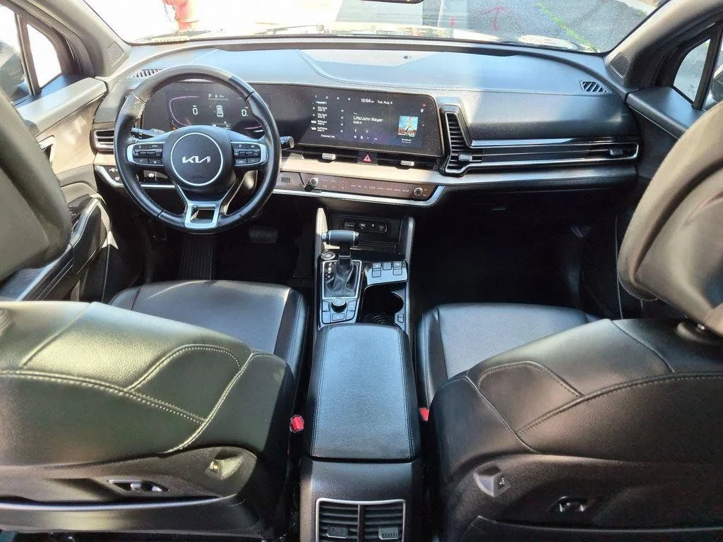 Used 2023 Black Kia X-Line image 23