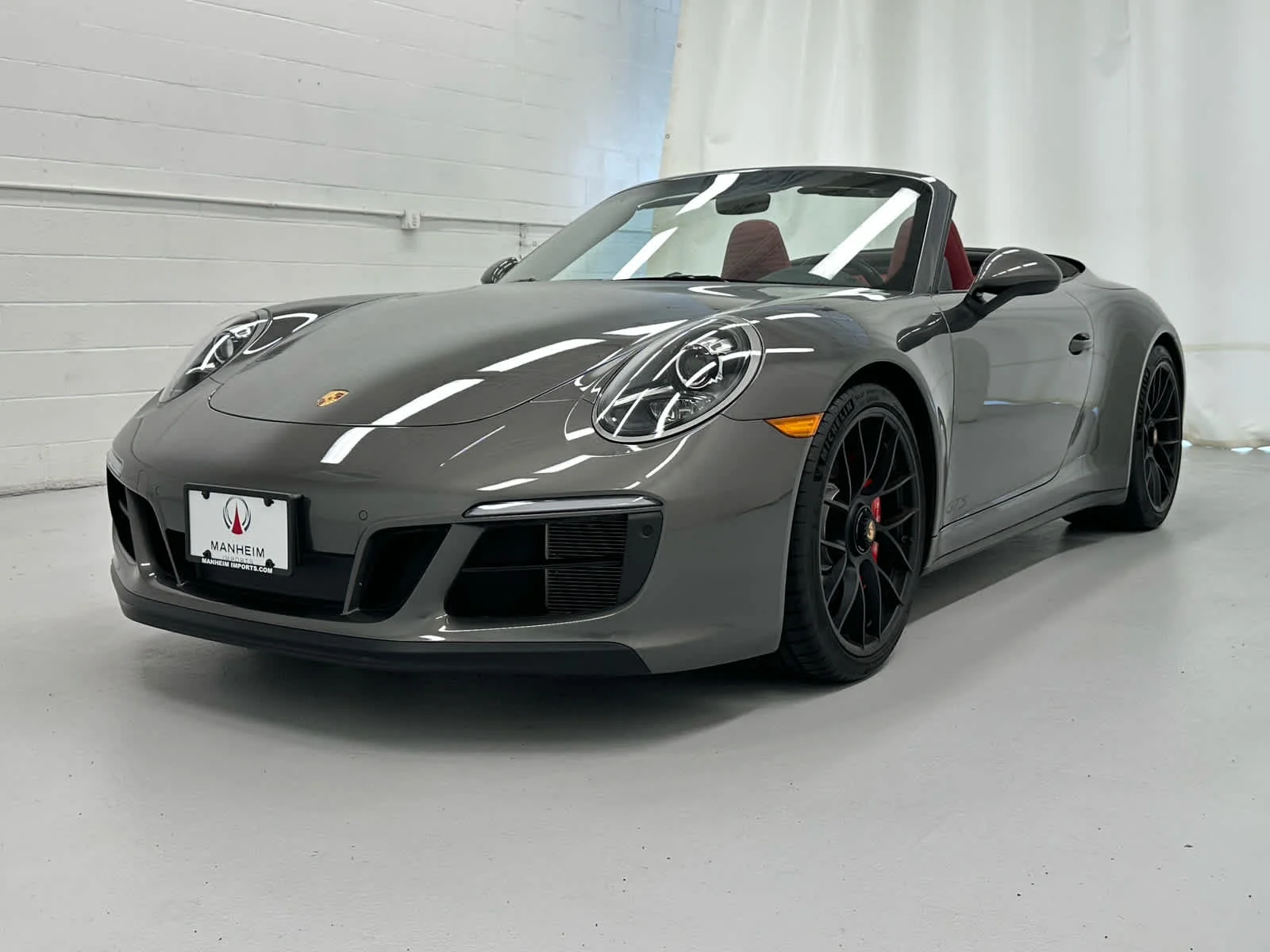 Used 2019 Agate Grey Metallic Porsche Carrera GTS image 4
