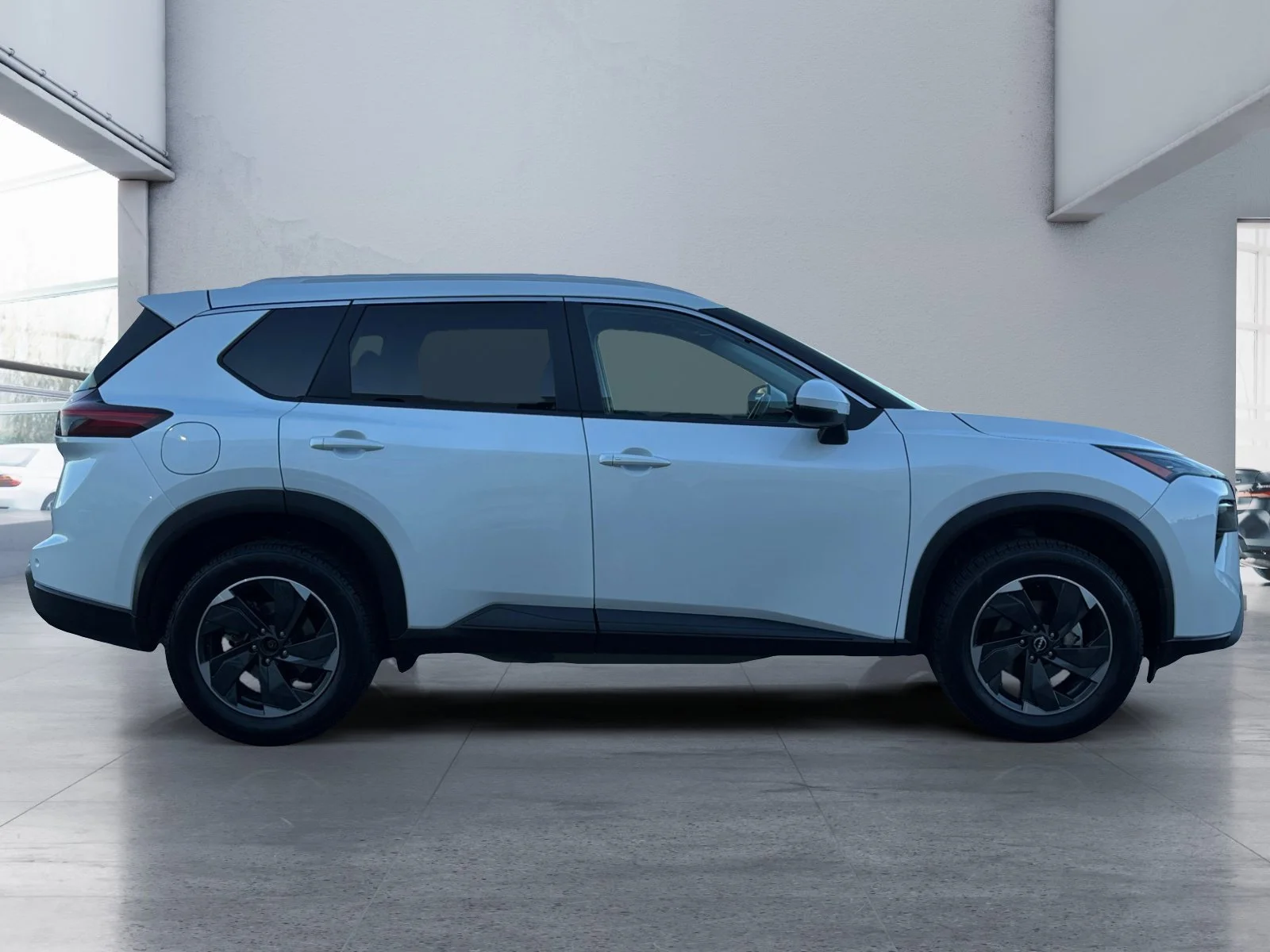 Used 2025 White Nissan SV Moonroof image 6