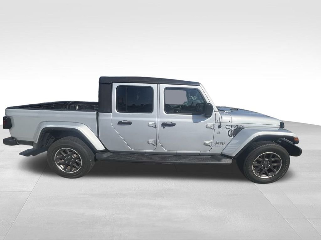 2023 Jeep Gladiator Overland photo 3