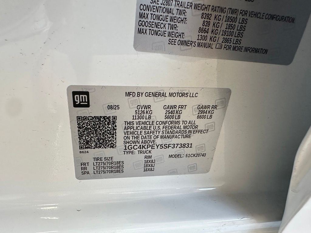 Used 2025 White Chevrolet LTZ image 42