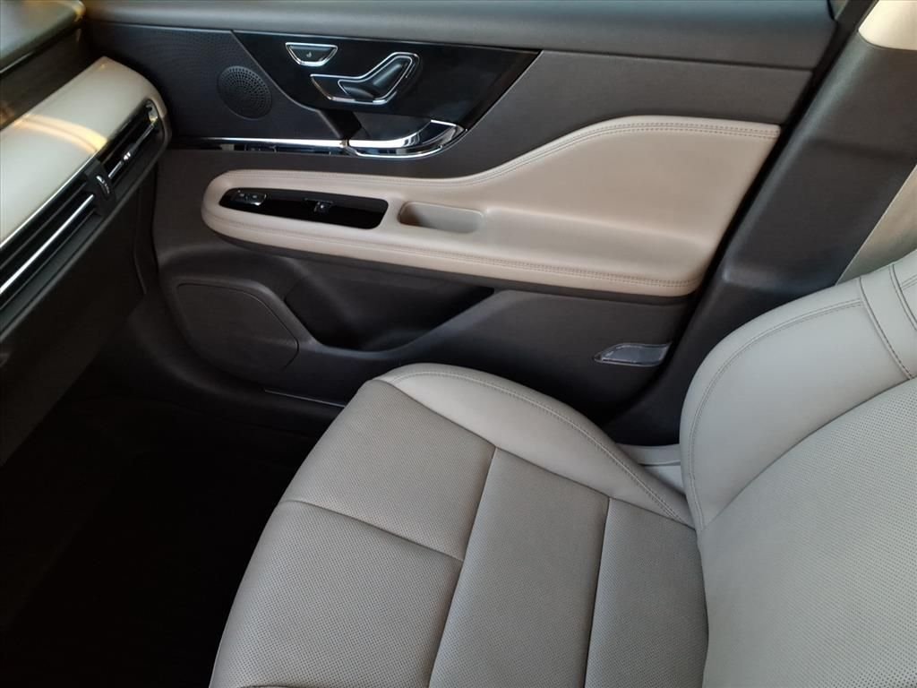 2023 LINCOLN CORSAIR - Image 20