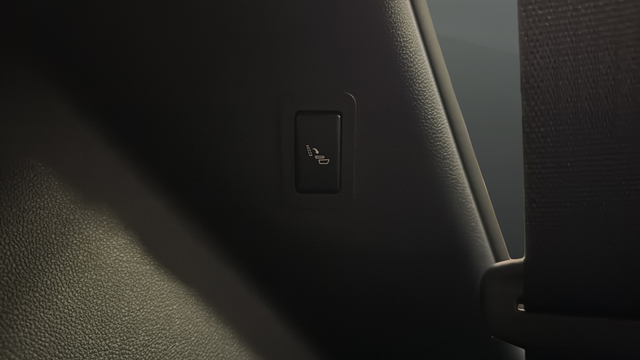 Used 2024 Onyx Black GMC Denali image 38
