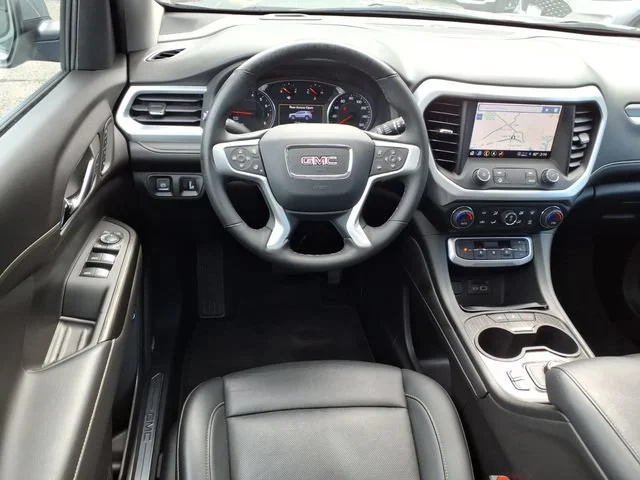 2023 GMC Acadia SLT - Photo 9